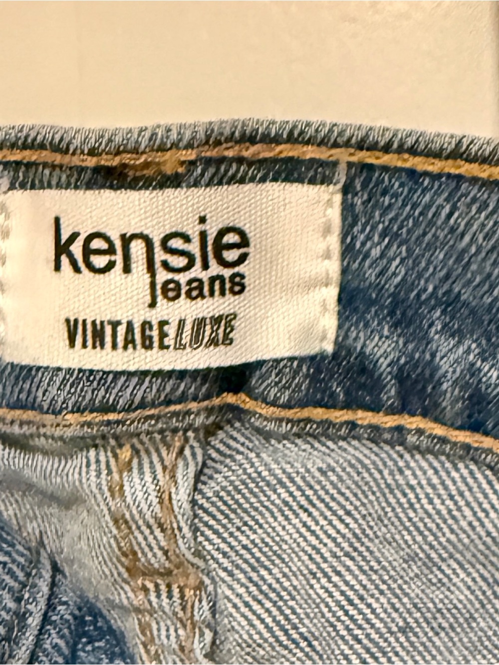 Vintage Luxe Men’s Light Blue Denim Jeans